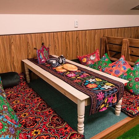 Boloxona Hostel Tasjkent Buitenkant foto
