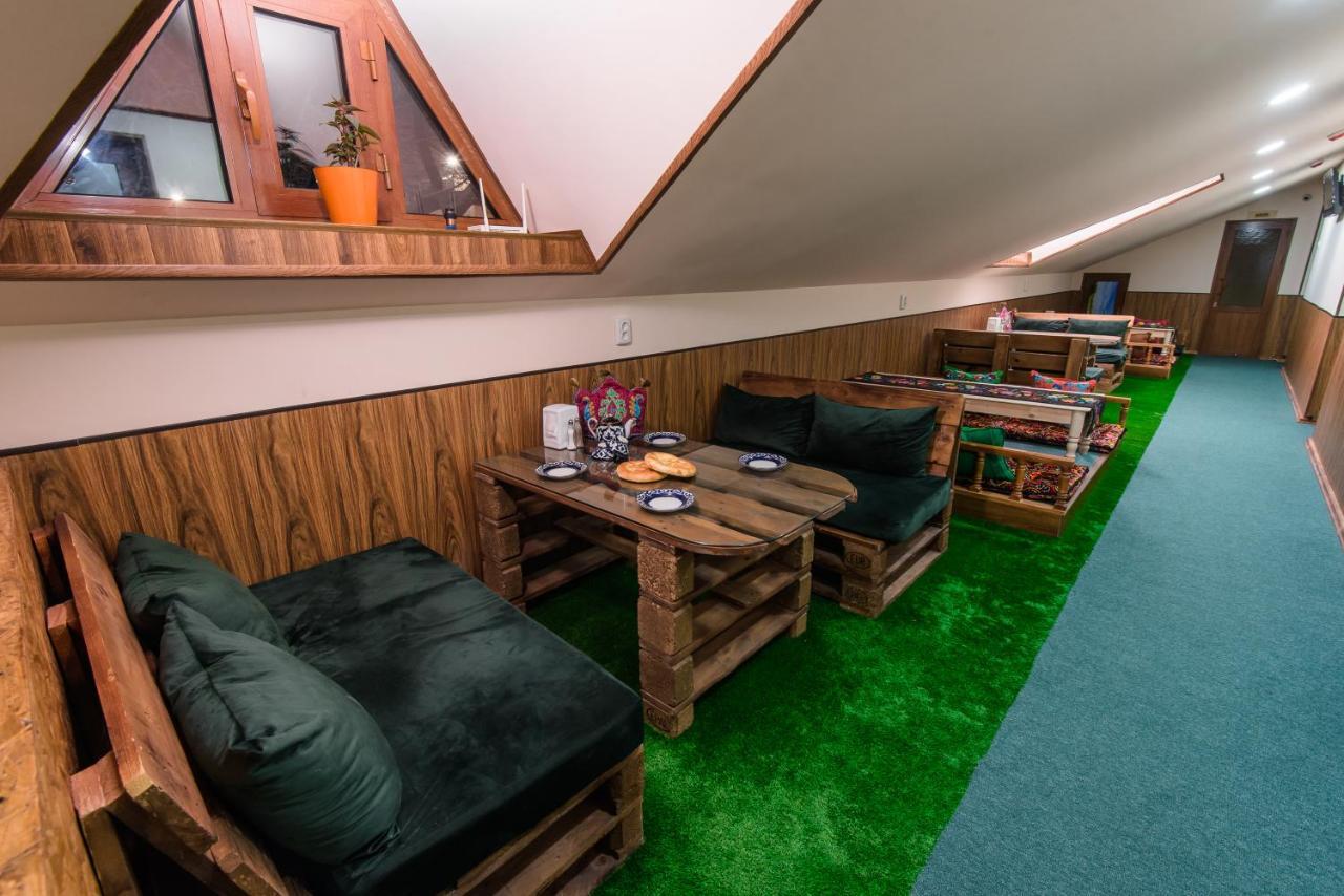 Boloxona Hostel Tasjkent Buitenkant foto