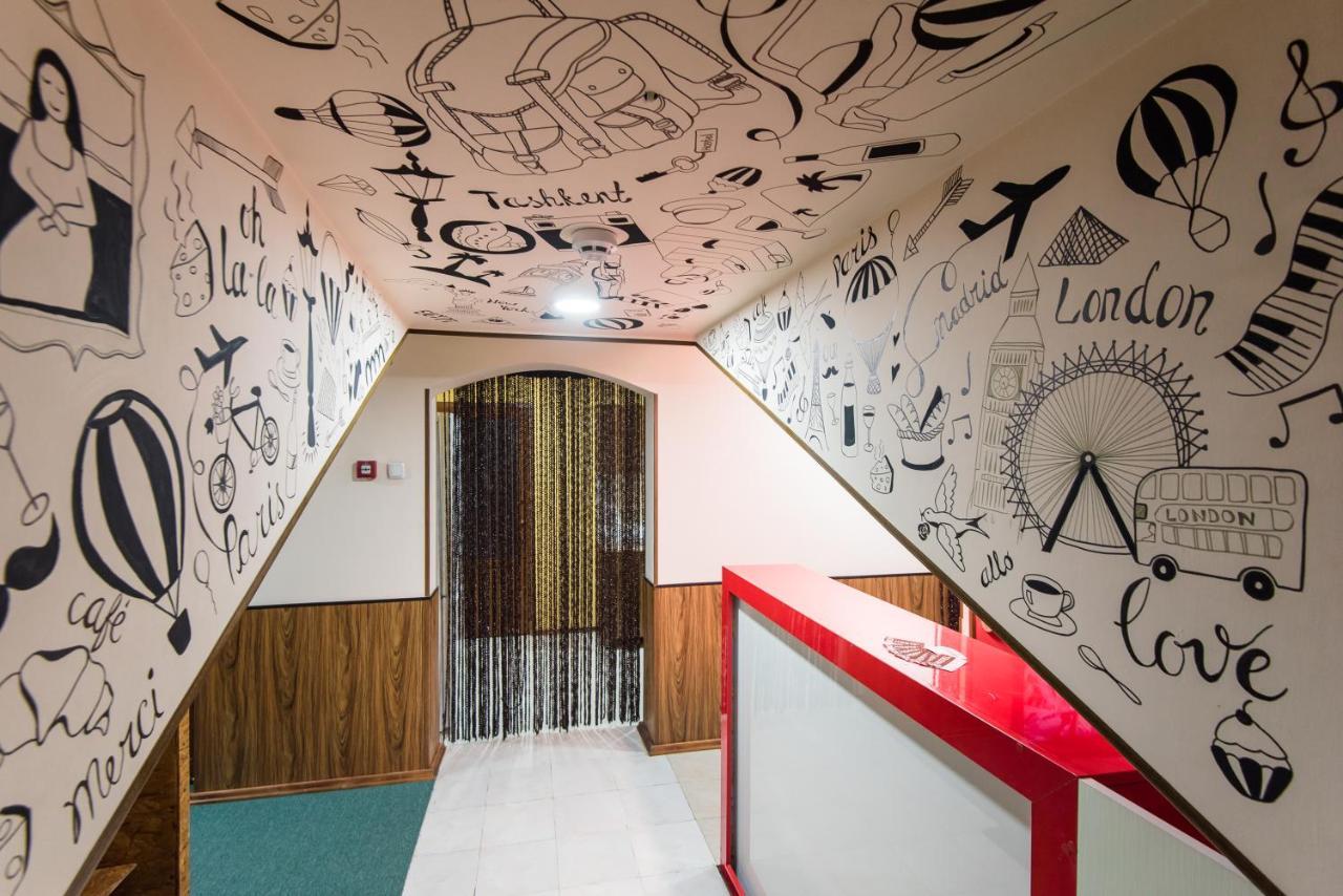 Boloxona Hostel Tasjkent Buitenkant foto