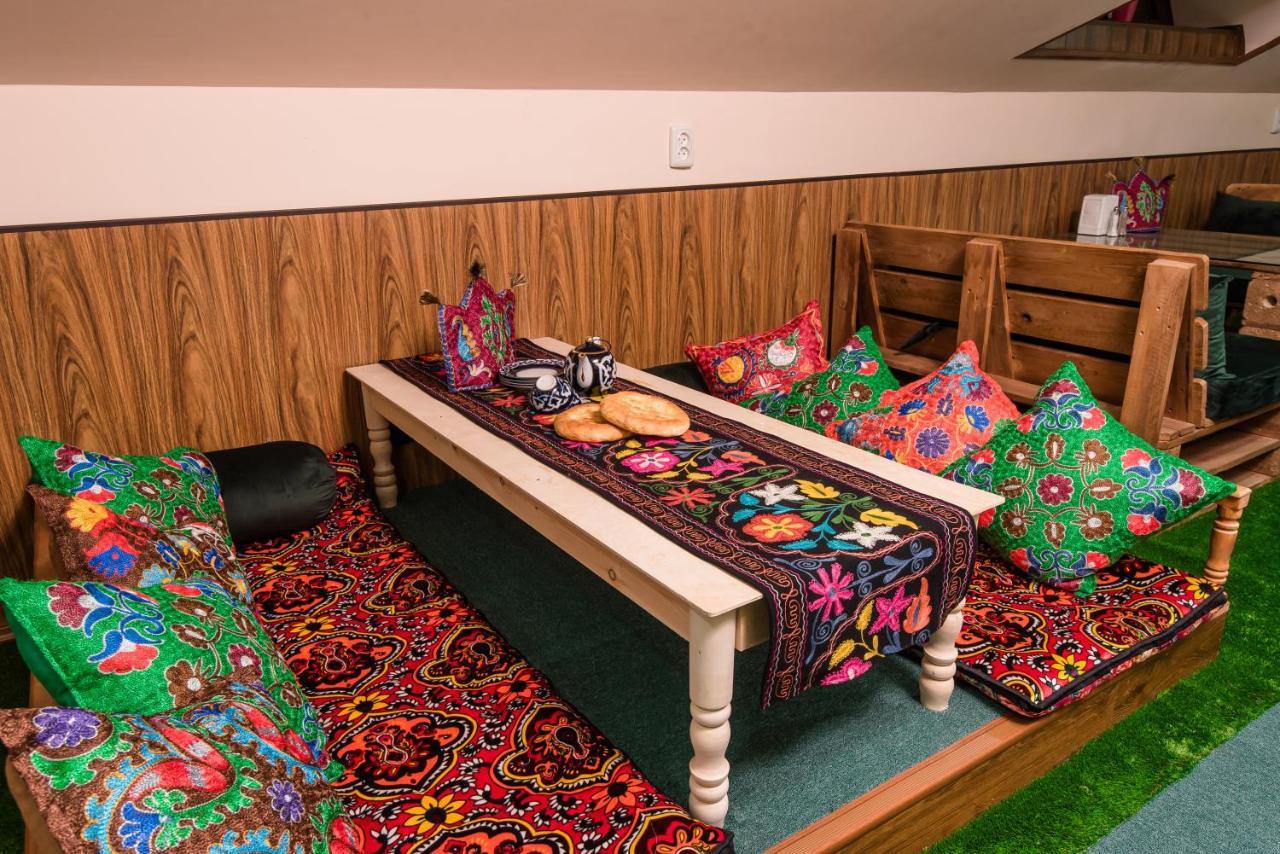 Boloxona Hostel Tasjkent Buitenkant foto