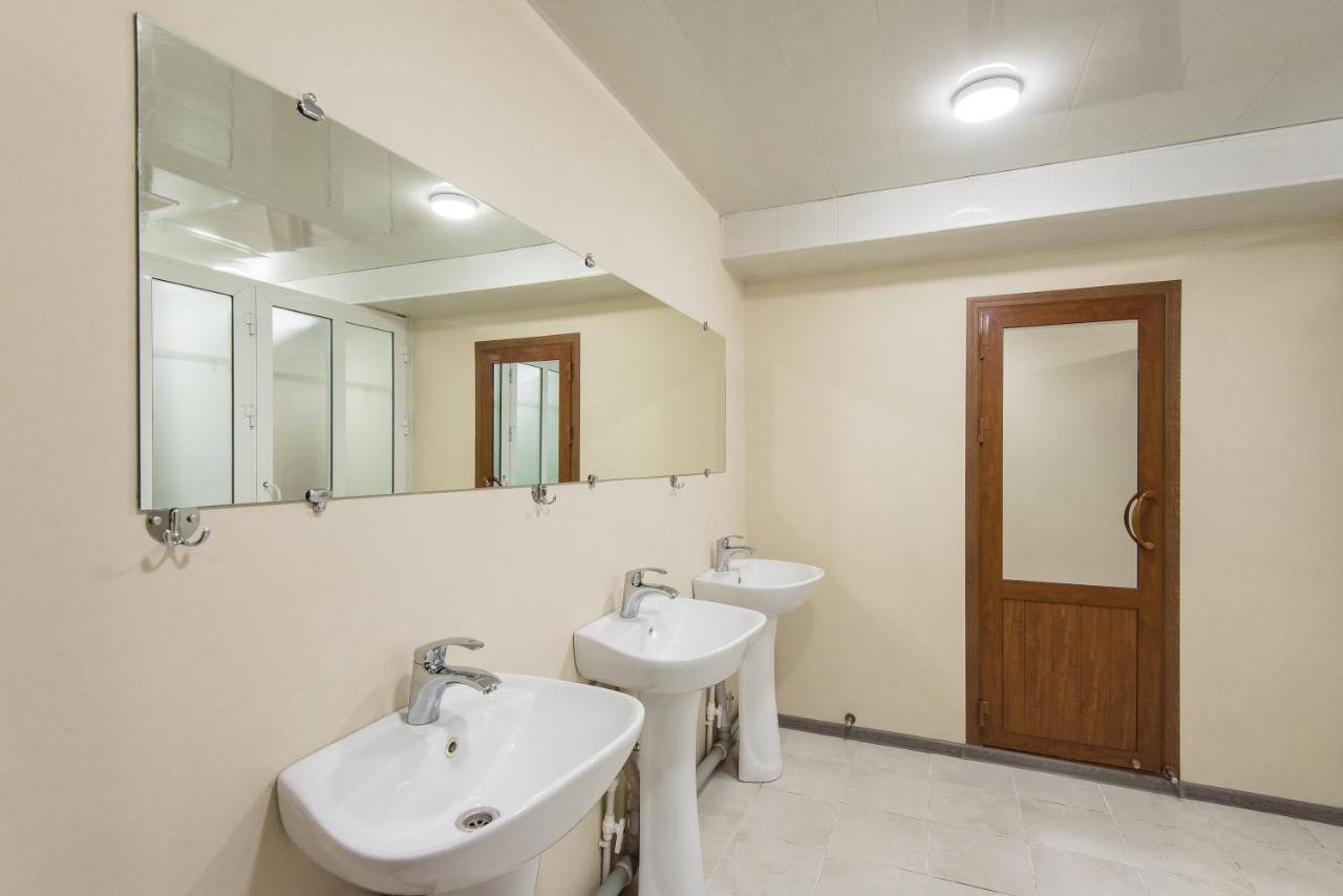 Boloxona Hostel Tasjkent Buitenkant foto